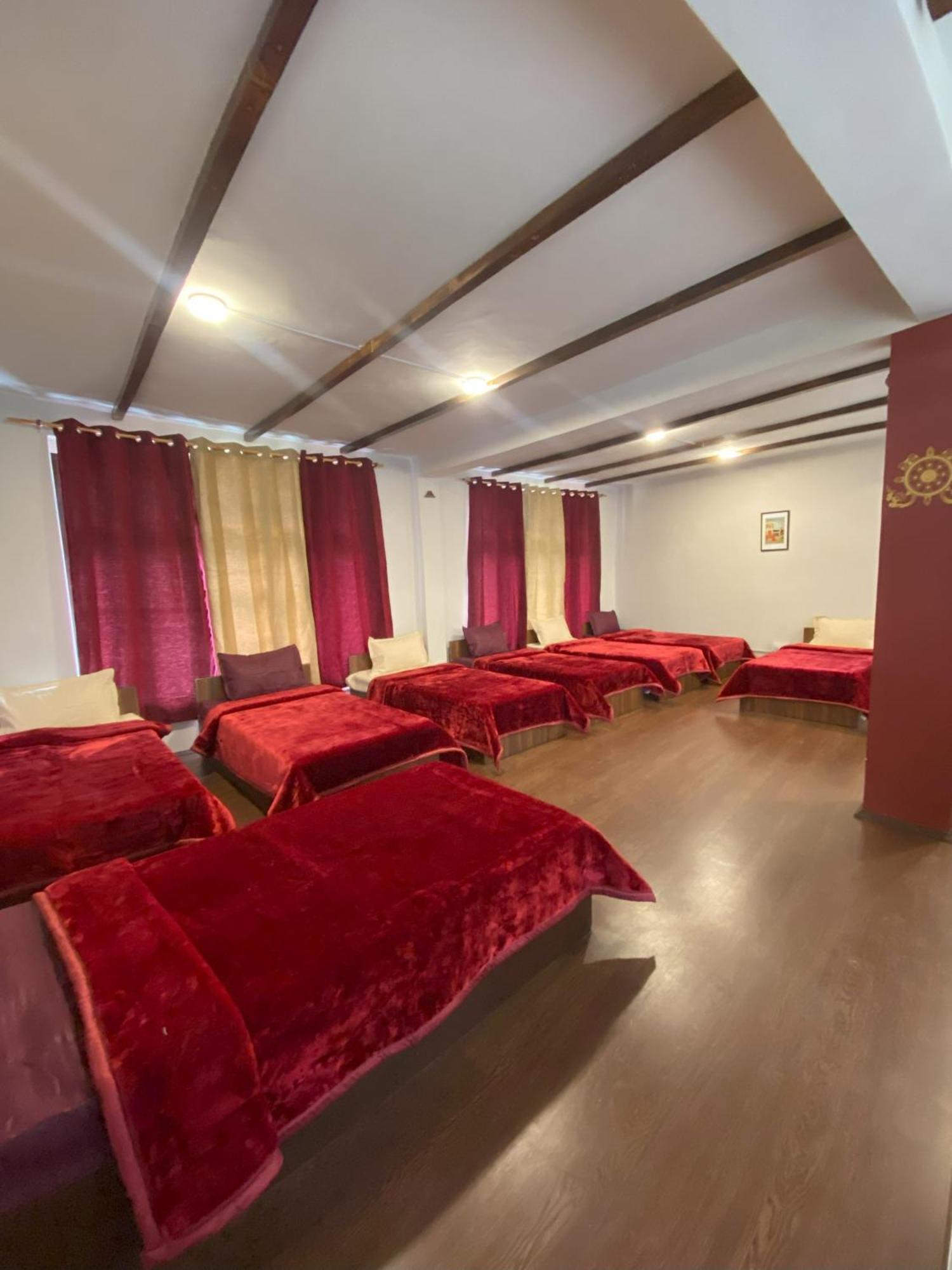 Kyelang Times Hostel ภายนอก รูปภาพ
